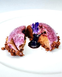 Flytende aroniakjerne og kaffemousse