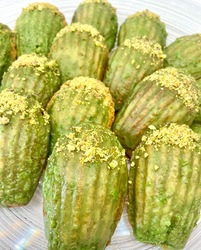 Glaserte pistasjmadeleines
