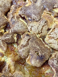 Skuffekake med eplesyltetøy, sukker og kanel