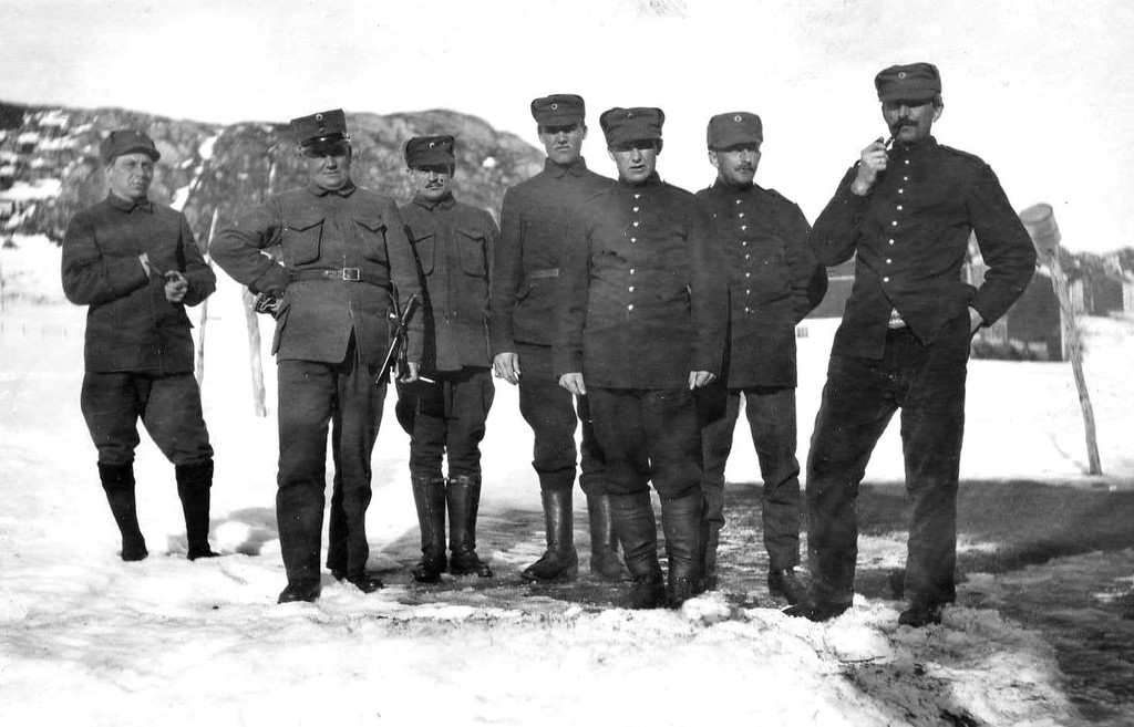 Halfdan nr. to fra venstre. 1915. Halfdan nr. to fra venstre. 1915.